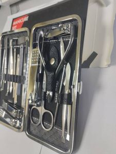 16-000237393: Набір 19 предметів