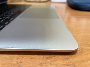 01-200472001: Apple macbook air a1932 13,3" core i5 1,6ghz/ram8gb/ssd128gb/intel uhd graphics 617