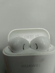 01-200600095: Huawei freebuds se 2