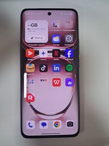 01-200740818: Oppo reno12 5g 12/256gb