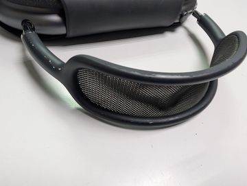 01-200783779: Apple airpods max