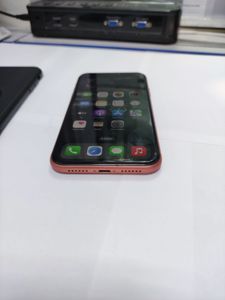 01-200784817: Apple iphone xr 64gb