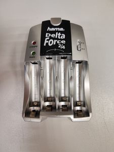 Б/в Зарядний пристрій Hama delta force 2/4 01-200803651