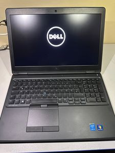 Б/в Ноутбук Dell 15/core i5 5200u ddr3/8gb ddr3/ssd 240 gb/*інтегрована 01-200809782