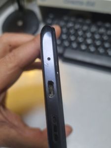 Б/в Мобільний телефон Xiaomi redmi 9c nfc 3/64gb 01-200815503