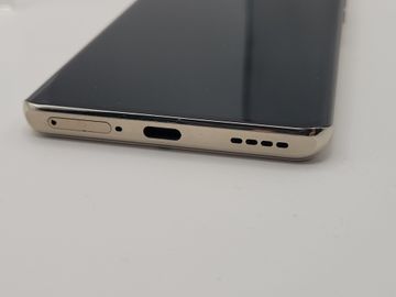 Б/в Мобільний телефон Realme 12 pro+ 12/512gb 01-200789605