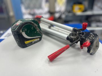 Б/у Лазерный нивелир Bosch universallevel 2 01-200771433