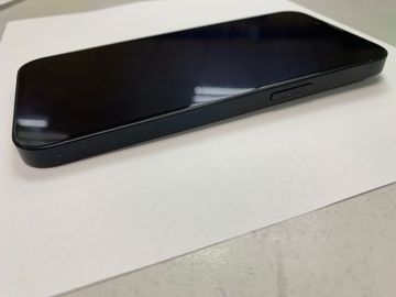 Б/у Мобильный телефон Apple iphone 14 256gb esim 01-200835374