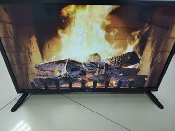 Б/у Телевизор Metz 24mte3001z 01-200845255