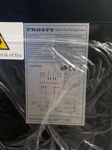 Б/у Холодильный шкаф-витрина Frosty rt78l-1d 01-200853974