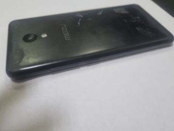 Б/в Мобільний телефон Meizu m5c 16gb 01-200856658