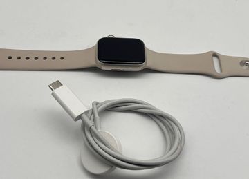 Б/в Смарт-годинник Apple watch se 2 gps 40mm aluminium case 01-200860900