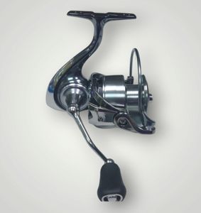 Б/у Катушка рыболовная Select chrome 4000 / 6+1bb 01-200846942