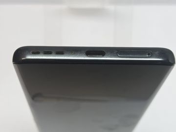 Б/в Мобільний телефон Motorola edge 40 neo 12/256gb 01-200887312