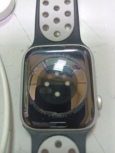 Б/в Смарт-годинник Apple watch series 6 gps 44mm aluminum case 01-200889618