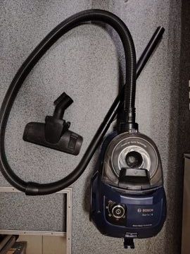 Б/у Пылесос Bosch serie 4 bgs21x320 01-200889704