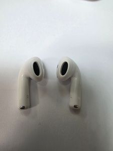Б/в Навушники Apple airpods 4 01-200901492
