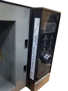 Б/в Мікрохвильова піч Panasonic nn-gd38hs 01-200817517