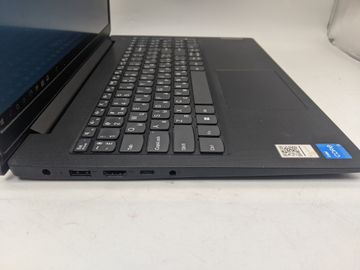 Б/в Ноутбук Lenovo 15/core i3-1215u ddr5/16gb ddr5/hdd *відсутній/ssd 256 gb/*інтегрована 01-200912314