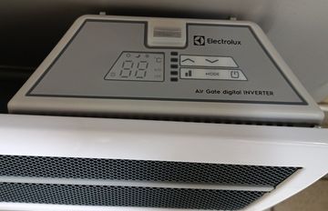 Б/в Обігрівач Electrolux air gate digital inverter ech/agi-2000 01-200915383