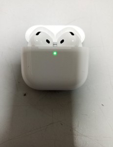 Б/в Навушники Apple airpods 4 with active noise cancellation 01-200922528