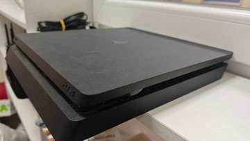 Б/у Игровая приставка Sony playstation 4 slim 1tb 01-200932240