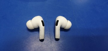 Б/в Навушники Apple airpods pro 2nd generation with magsafe charging case usb-c 01-200939235