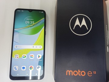 Б/в Мобільний телефон Motorola moto e13 8/128gb xt2345-3 01-200939897