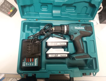 Б/в Шурупокрут Makita hp457d 2акб 1,5ah зп 01-200945465