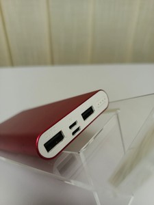 Б/в Повербанк Nomi e100 10000mah 01-200945989