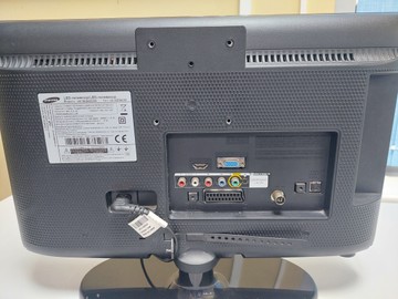 Б/в Телевізор Samsung ue19es4000w 01-200960609