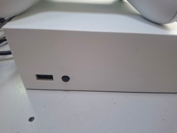 Б/в Ігрова приставка Microsoft xbox series s 512gb 01-200960424