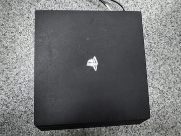 Б/в Ігрова приставка Sony playstation 4 pro 1tb 01-200963348