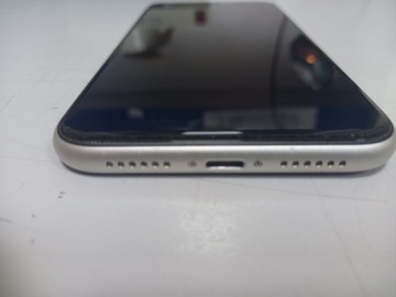 Б/в Мобільний телефон Apple iphone 11 64gb 01-201001283