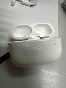 Б/в Навушники Apple airpods pro 2nd generation with magsafe charging case usb-c 01-201021259