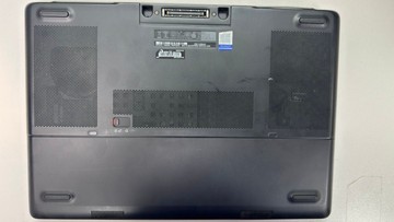 Б/в Ноутбук Dell 15/core i7 7820hq ddr3/16gb ddr4/ssd 480 gb/quadro m2200 4gb 01-201033585