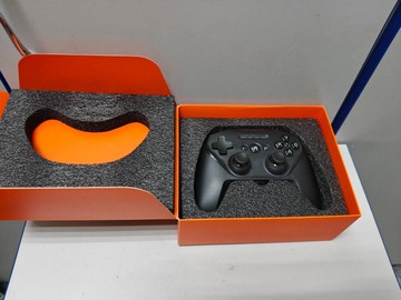 Б/у Геймпад Steelseries nimbus+ wireless gaming controller 01-201041716