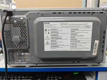 Б/в Мікрохвильова піч Gorenje mo20e1s 01-201054058