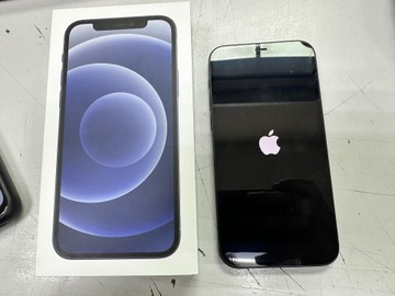 Б/в Мобільний телефон Apple iphone 12 128gb 01-201105193