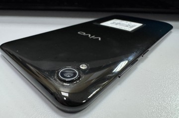 Б/в Мобільний телефон Vivo y1s 2/32gb 01-201112894