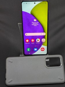 Б/в Мобільний телефон Samsung galaxy a52 sm-a525f 8/256gb 01-201149857