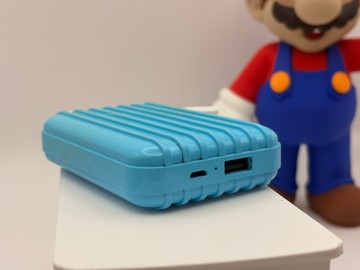 Б/в Портативний зарядний пристрій Mandry 5400mah 01-201016815