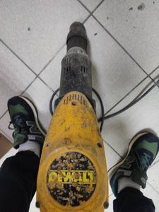 01-200047184: Dewalt d25899k