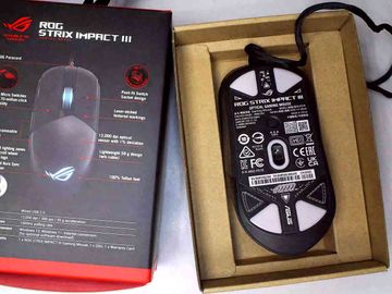 01-200612366: Asus rog strix impact iii wireless
