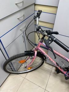 01-200631506: Atlanta sity bike 24"