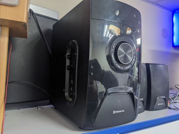 01-200750381: Real-El m-570