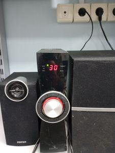 01-200628087: Edifier c2xd