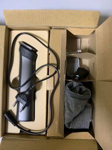 01-200790224: Philips multigroom series 9000 mg9525/40