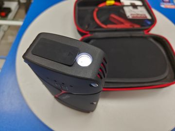 Б/у Пуско-зарядное устройство Promate 1200a sparktank-16 16000mah 01-200808753