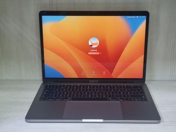 Б/в Ноутбук Apple macbook pro a1708 13,3" core i7 2,5ghz/ram16gb/ssd512gb/intel iris plus graphics 640 01-200821438